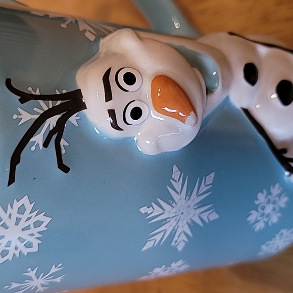Disney Store Parks Frozen Olaf 12 oz 3D Mug Cup - Picture 5 of 10